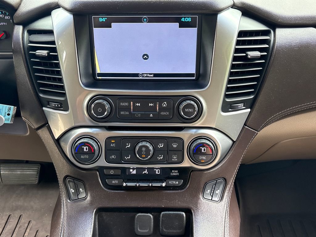 Used 2018 Chevrolet Suburban LT RWD image 23