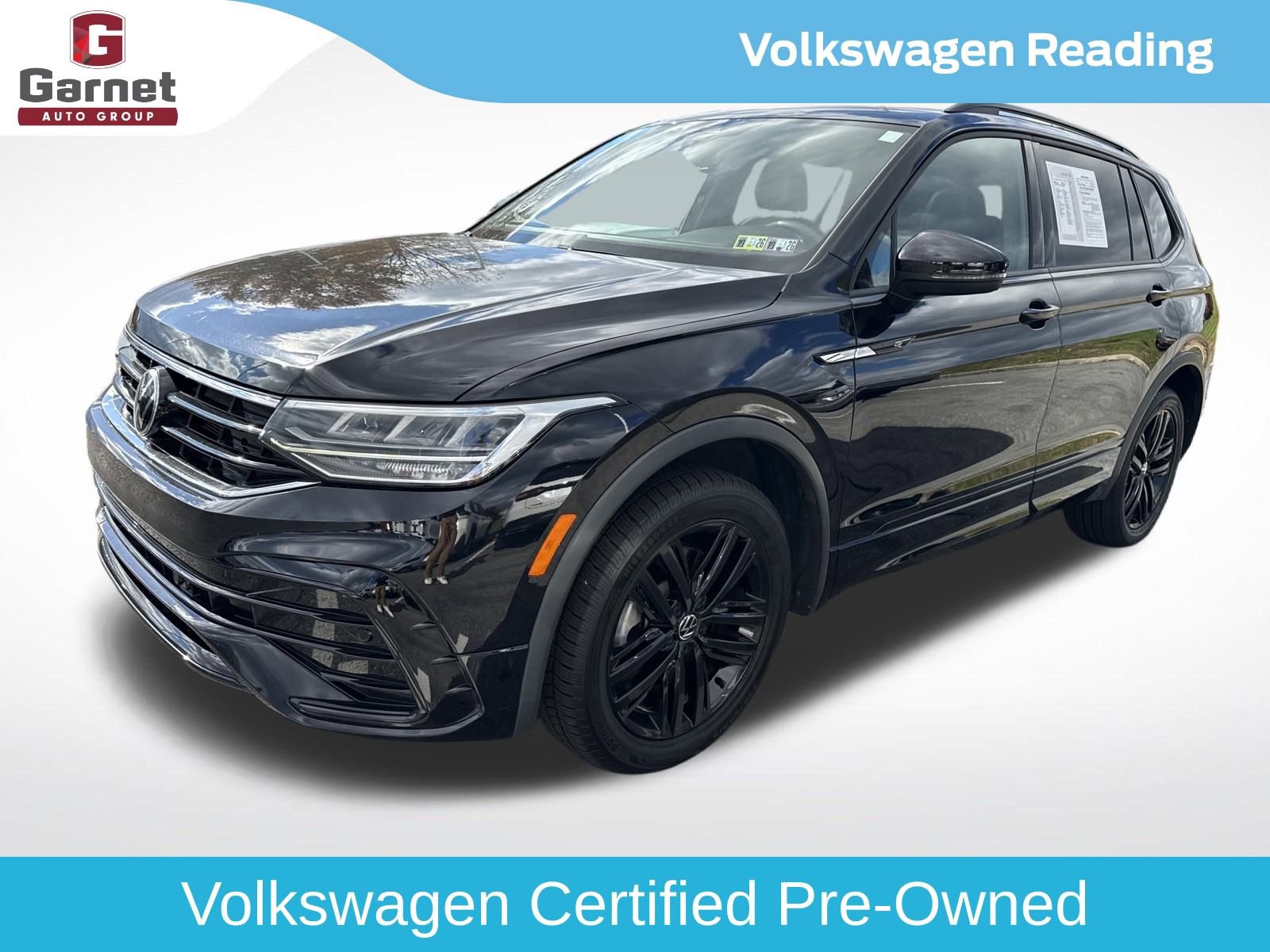 Certified 2022 Volkswagen Tiguan SE R-Line image 1