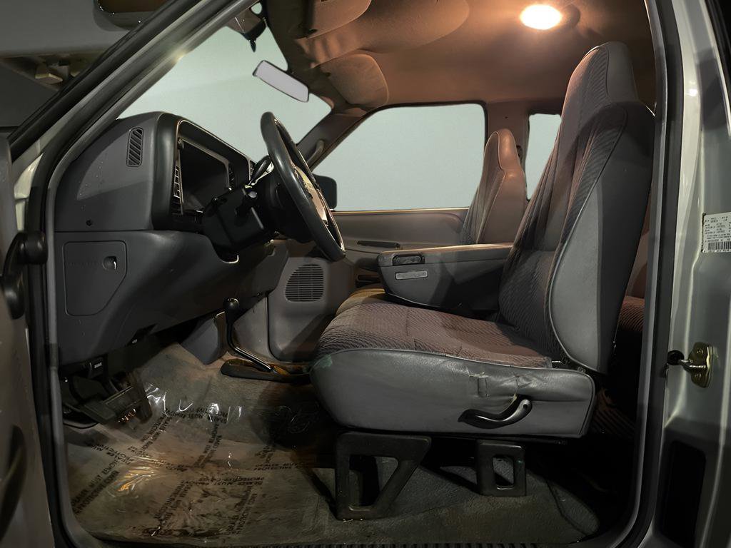 Used 1997 Dodge Ram 1500 Truck Laramie image 32