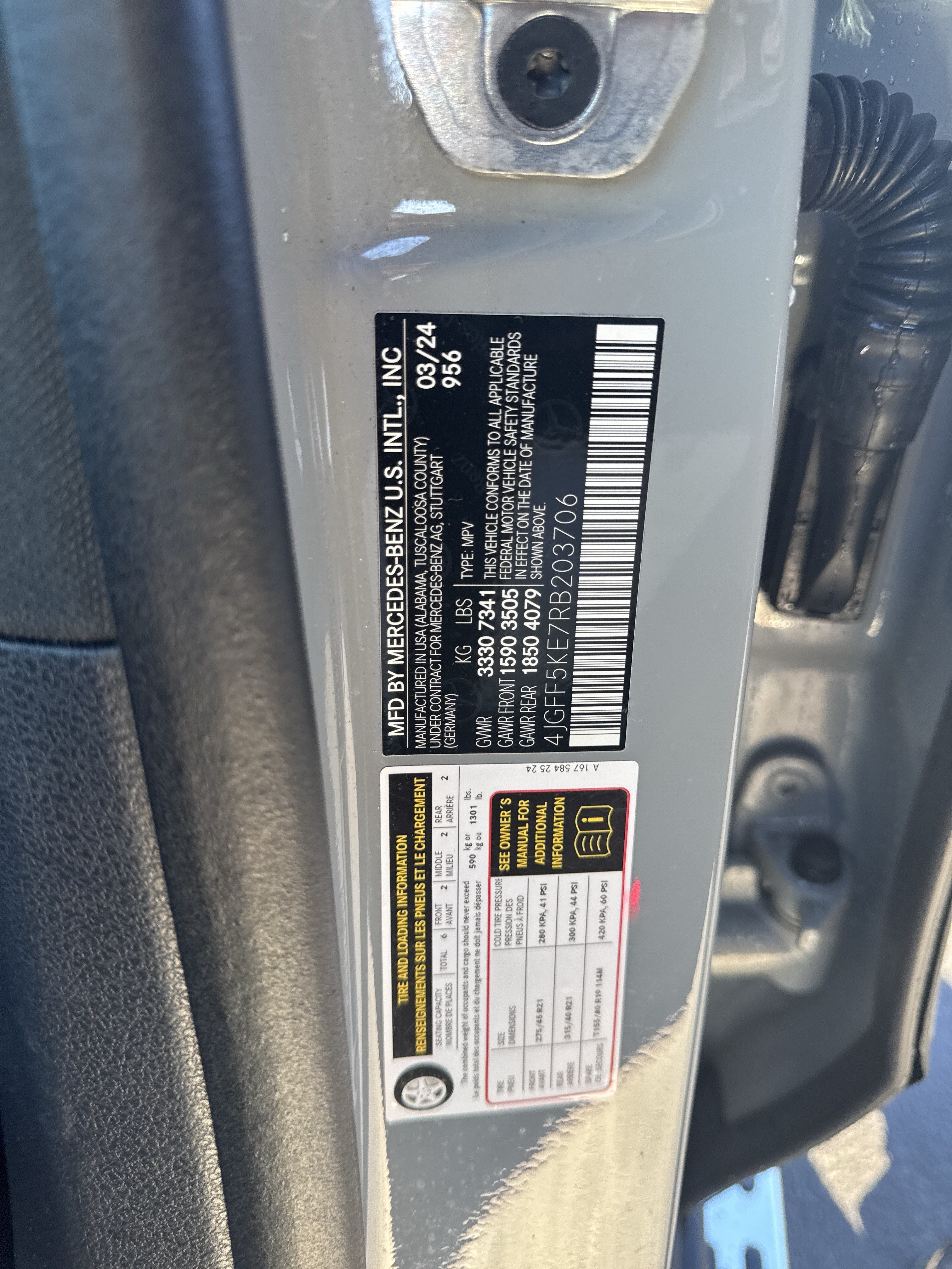 Used 2024 Mercedes-Benz GLS 450 4MATIC image 37