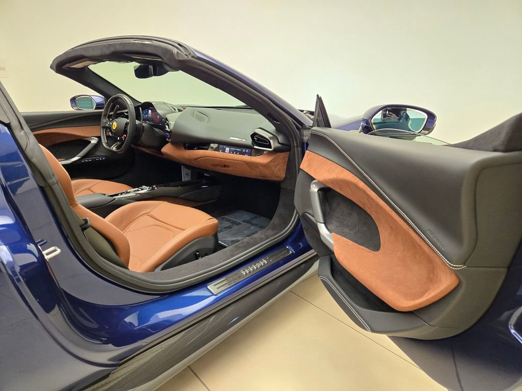 Used 2024 Ferrari 296 GTS RWD image 26