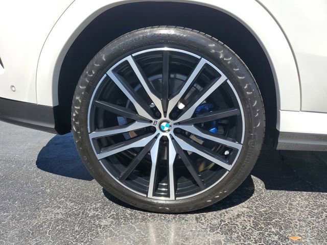 Used 2021 BMW X6 M50i w/ Executive Package AWD/4WD image 5