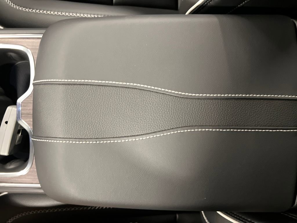 New 2026 GMC Acadia Denali w/ Super Cruise Package image 27