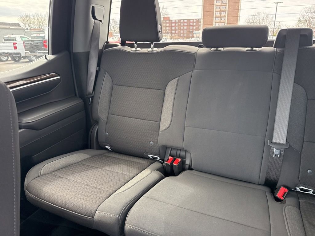 Used 2024 Chevrolet Silverado 1500 LT image 14