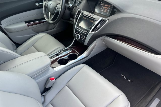 Used 2016 Acura TLX V6 FWD image 16