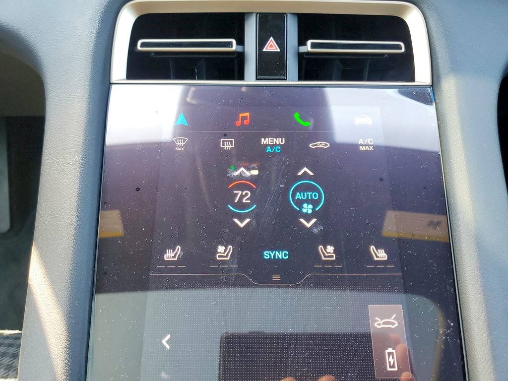 Certified 2025 Porsche Taycan 4S image 13