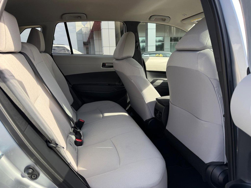 Certified 2025 Toyota Corolla Cross LE image 10