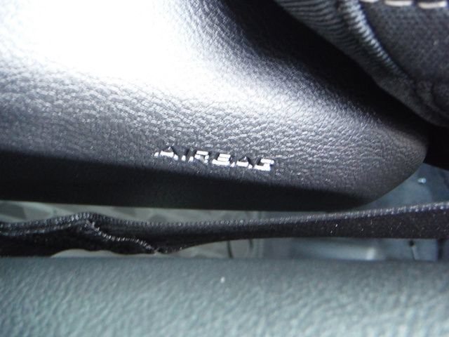 New 2026 RAM 1500 4x4 Crew Cab image 23