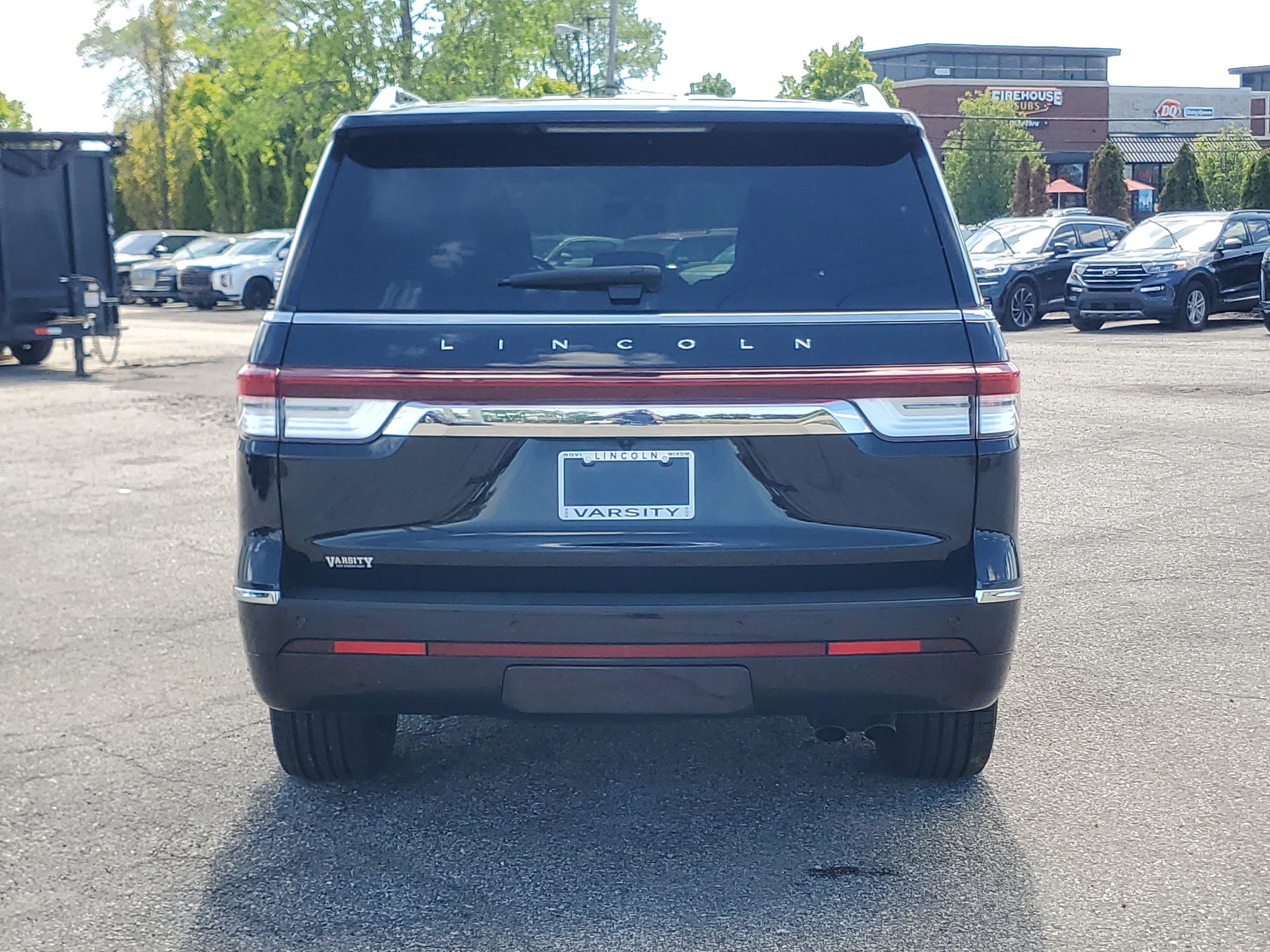 Certified 2023 Lincoln Navigator Reserve AWD/4WD image 5