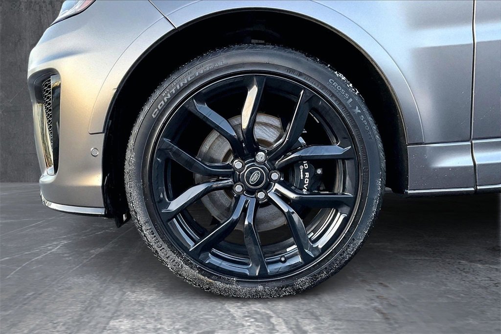 Used 2022 Land Rover Range Rover Sport SVR image 34