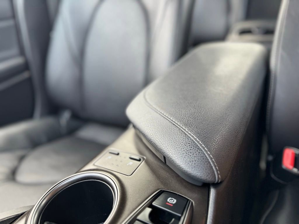 Used 2023 Toyota Camry XSE image 21