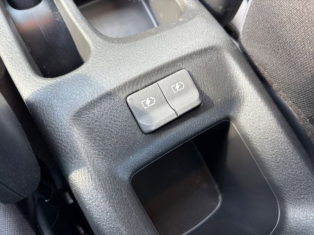 Used 2025 Nissan Versa S w/ S Plus Package FWD image 29