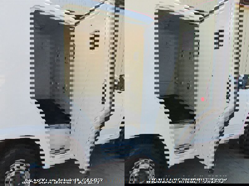 Used 2007 Chevrolet Colorado W/T w/ Astro Body Prep Package image 9