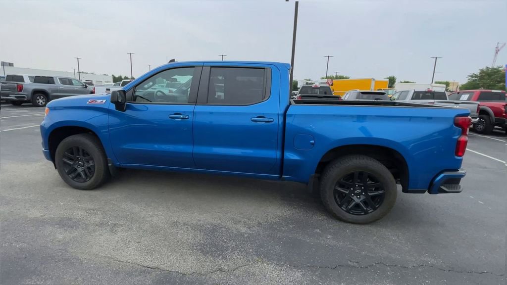 Used 2023 Chevrolet Silverado 1500 RST AWD/4WD image 7