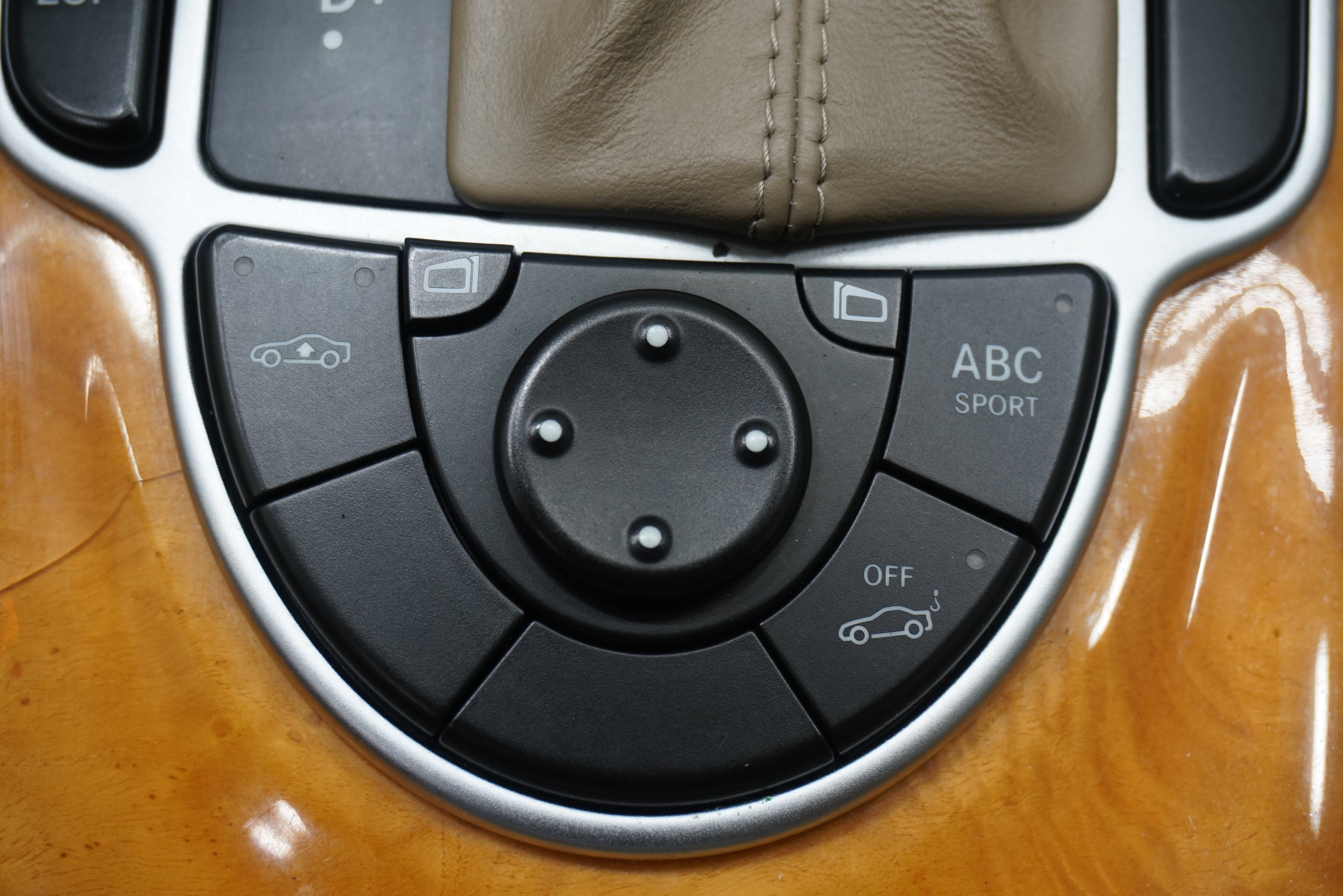 Used 2007 Mercedes-Benz SL 550 image 21