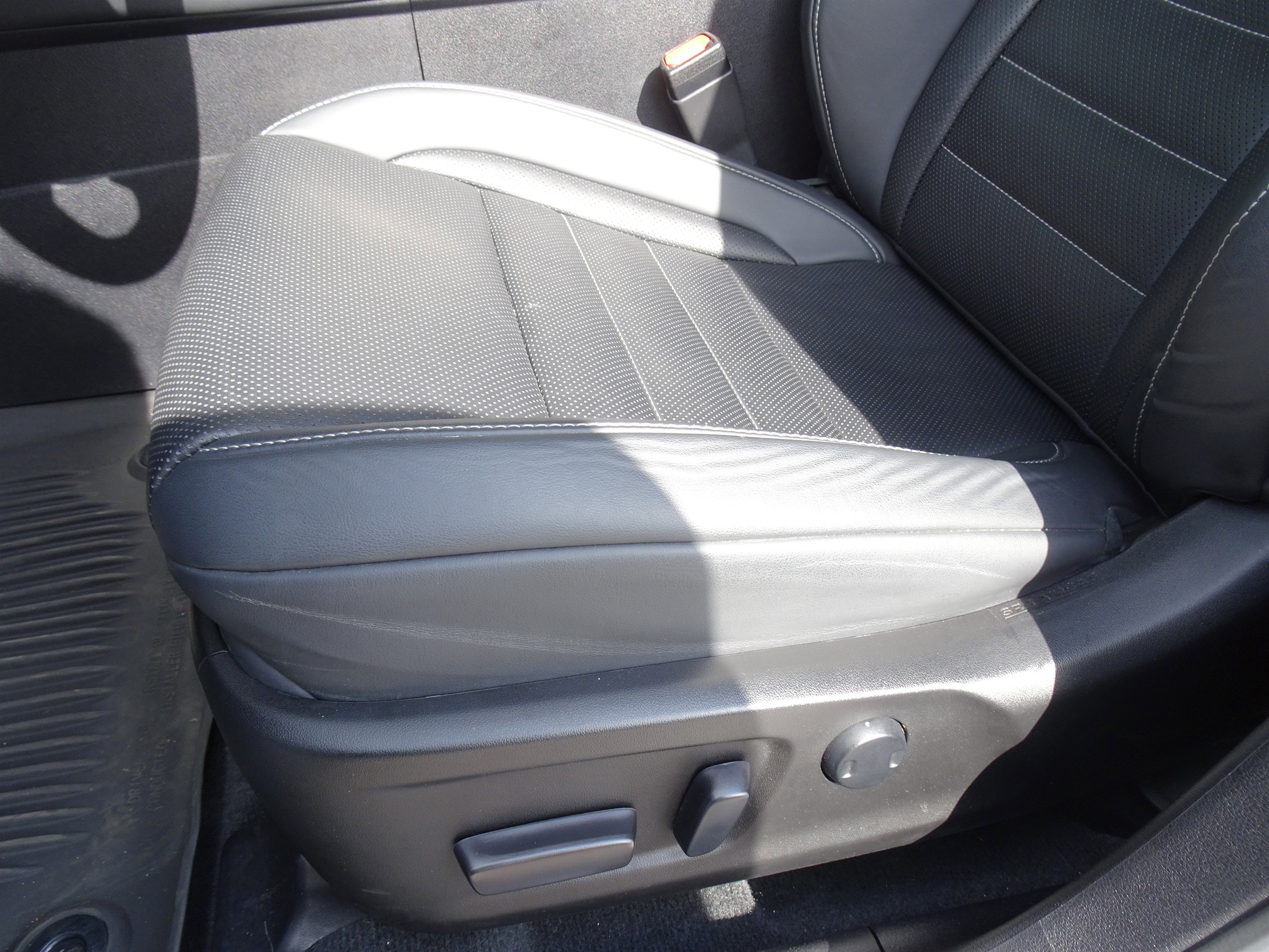 Used 2022 Lexus RX 350 F Sport w/ Cold Area Package image 10