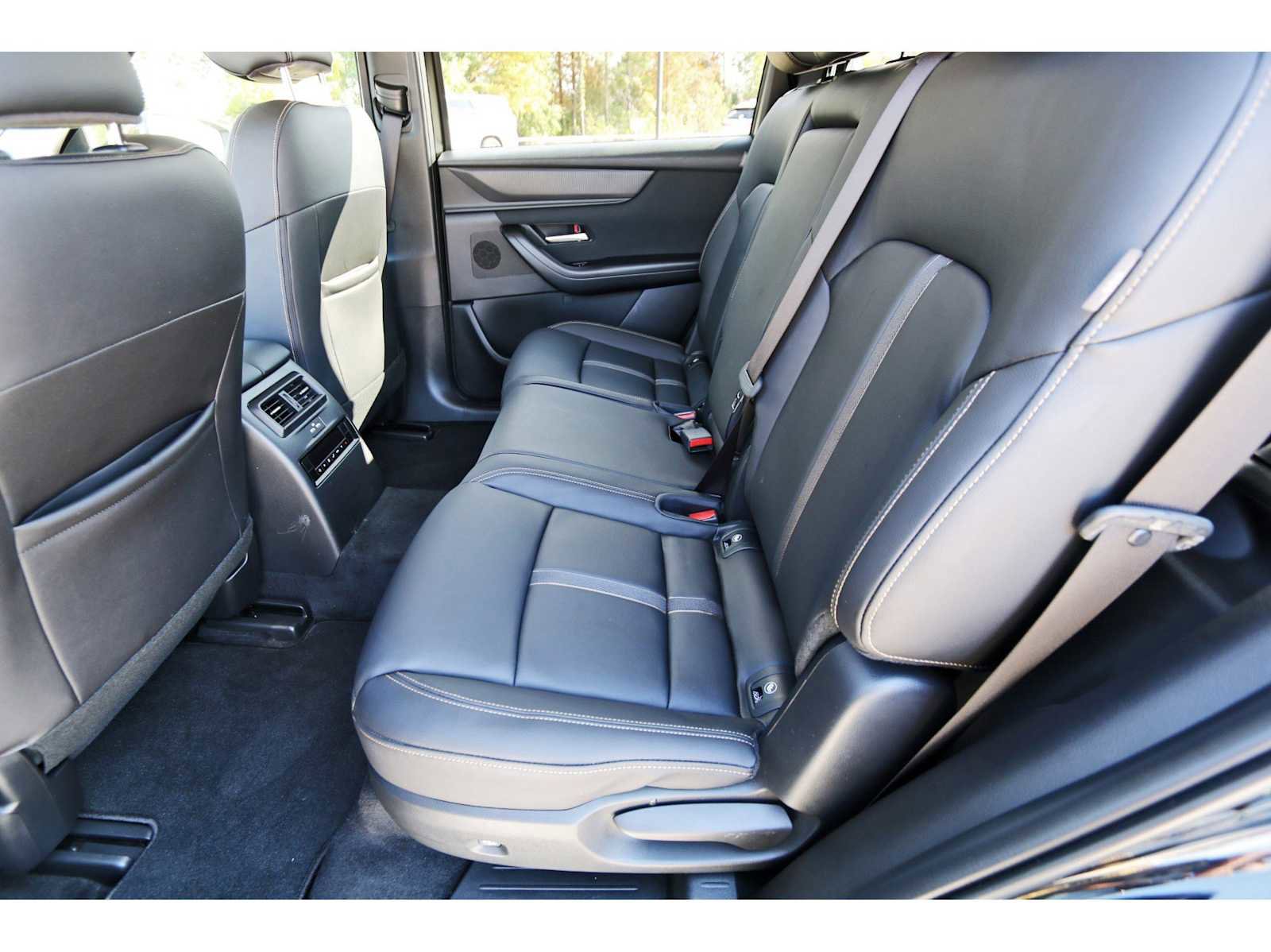 Used 2025 MAZDA CX-90 3.3 Turbo w/ Select Package image 12