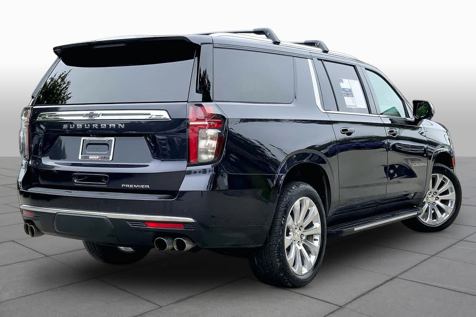 Used 2024 Chevrolet Suburban Premier w/ Premium Package AWD/4WD image 13