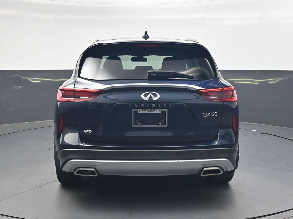 Used 2020 INFINITI QX50 Luxe w/ Navigation Package AWD/4WD image 5