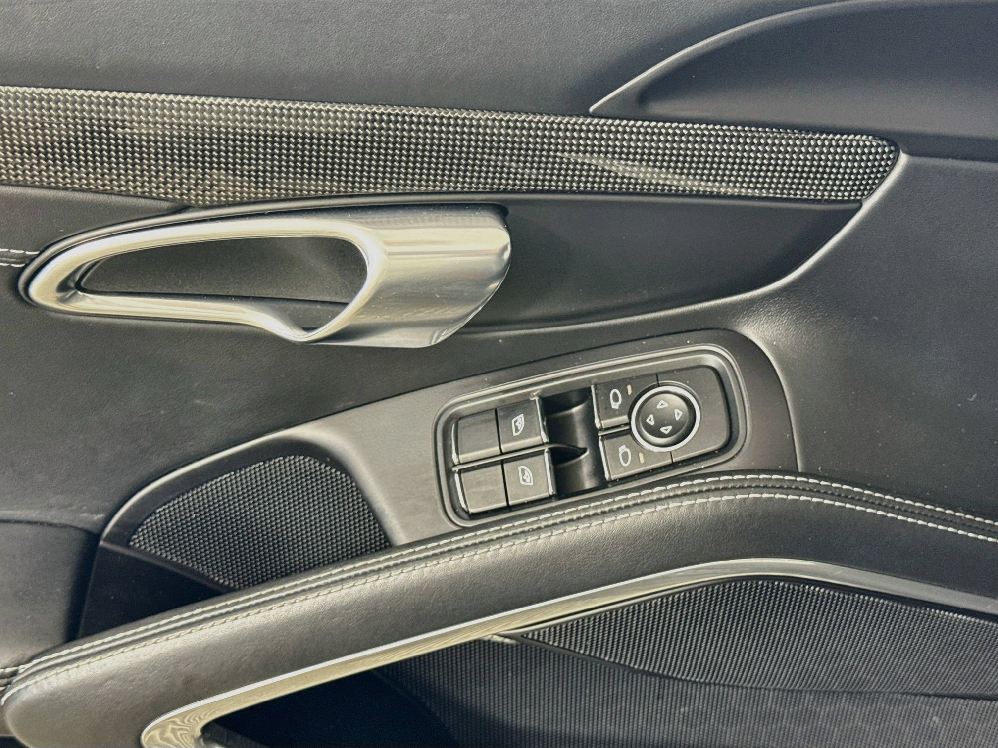 Certified 2018 Porsche 718 Cayman RWD image 11