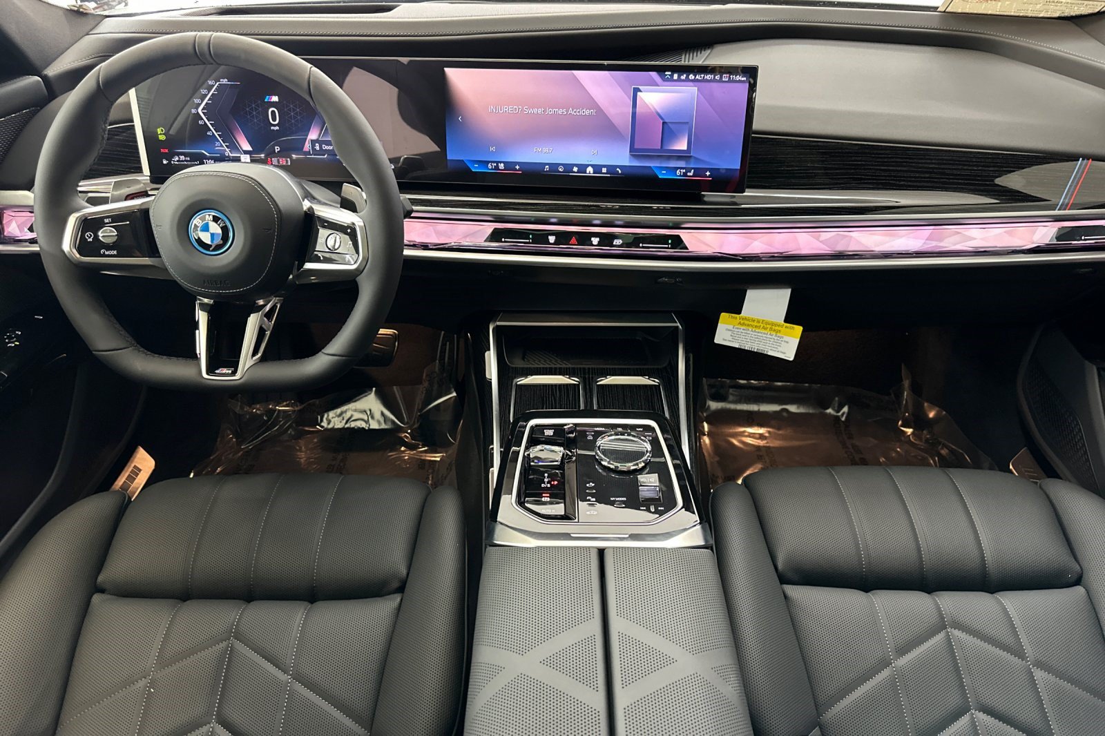 New 2026 BMW 750e xDrive w/ Premium Package AWD/4WD image 14