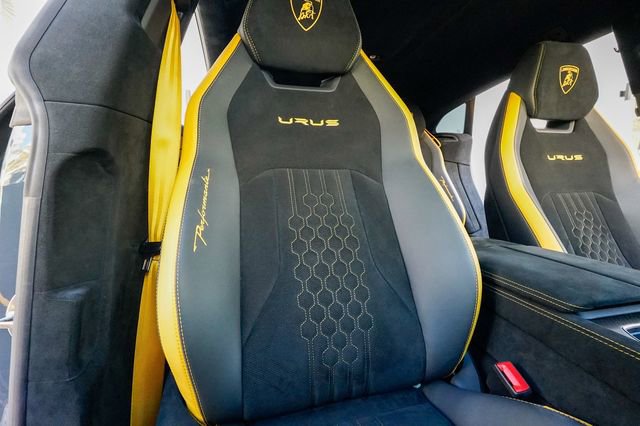 Used 2023 Lamborghini Urus Performante image 89