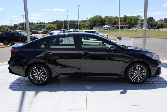 Used 2023 Kia Forte GT-Line w/ GT-Line Premium Package FWD image 6