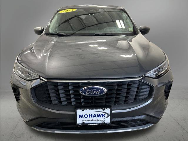 Used 2025 Ford Escape Active w/ Cold Weather Package AWD/4WD image 9