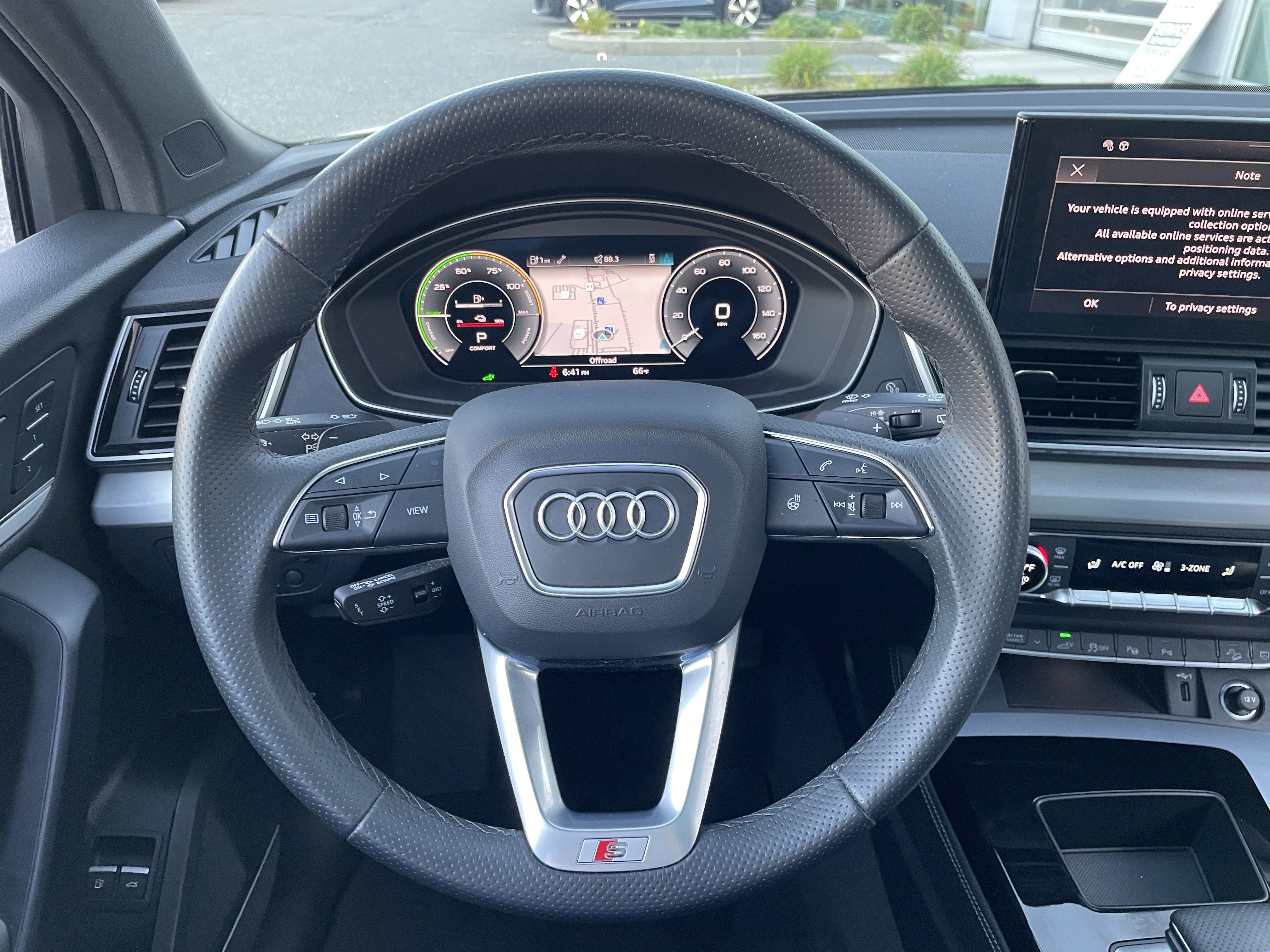 Certified 2024 Audi Q5 e Prestige AWD/4WD image 9
