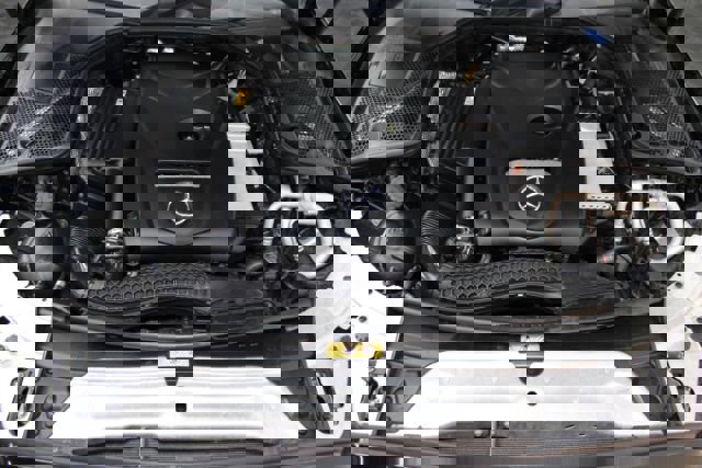 Used 2018 Mercedes-Benz C 300 Sedan w/ Premium Package image 24