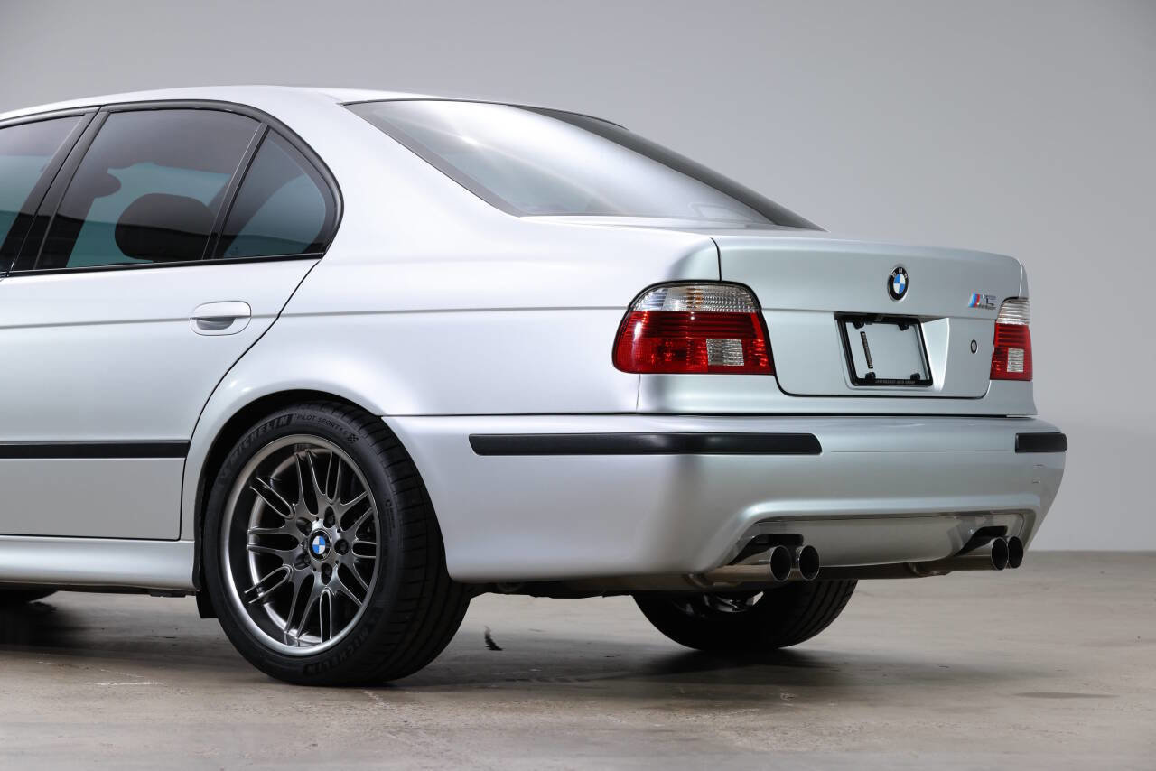 Used 2003 BMW M5 image 17