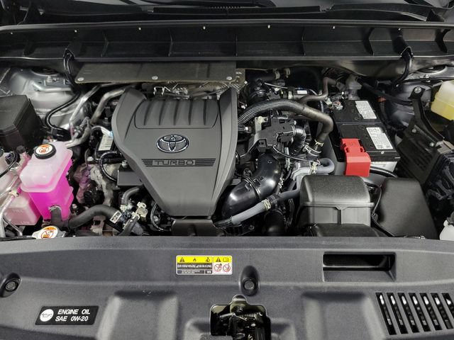 Used 2025 Toyota Highlander LE AWD/4WD image 13