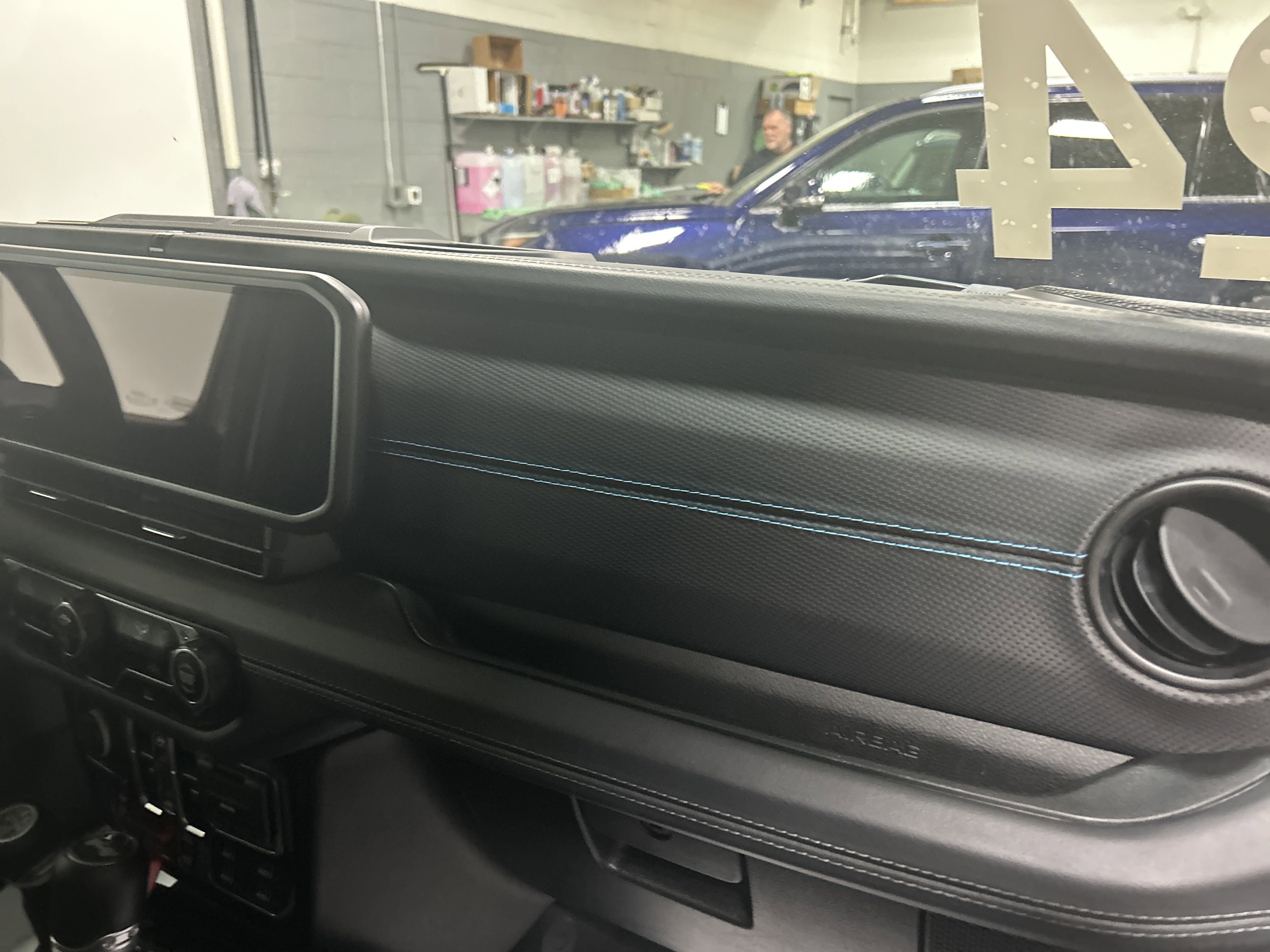 Used 2024 Jeep Wrangler Unlimited Rubicon 4xe image 32