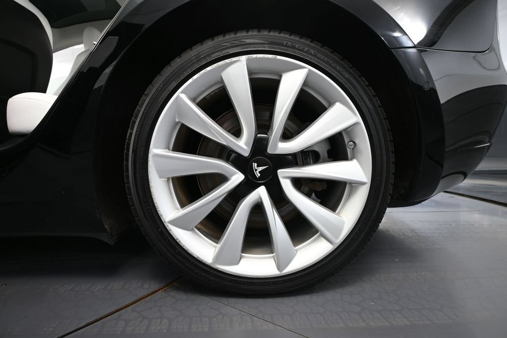 Used 2018 Tesla Model 3 Long Range AWD/4WD image 11