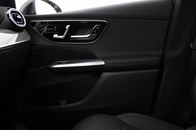 New 2026 Mercedes-Benz GLC 300 4MATIC image 28