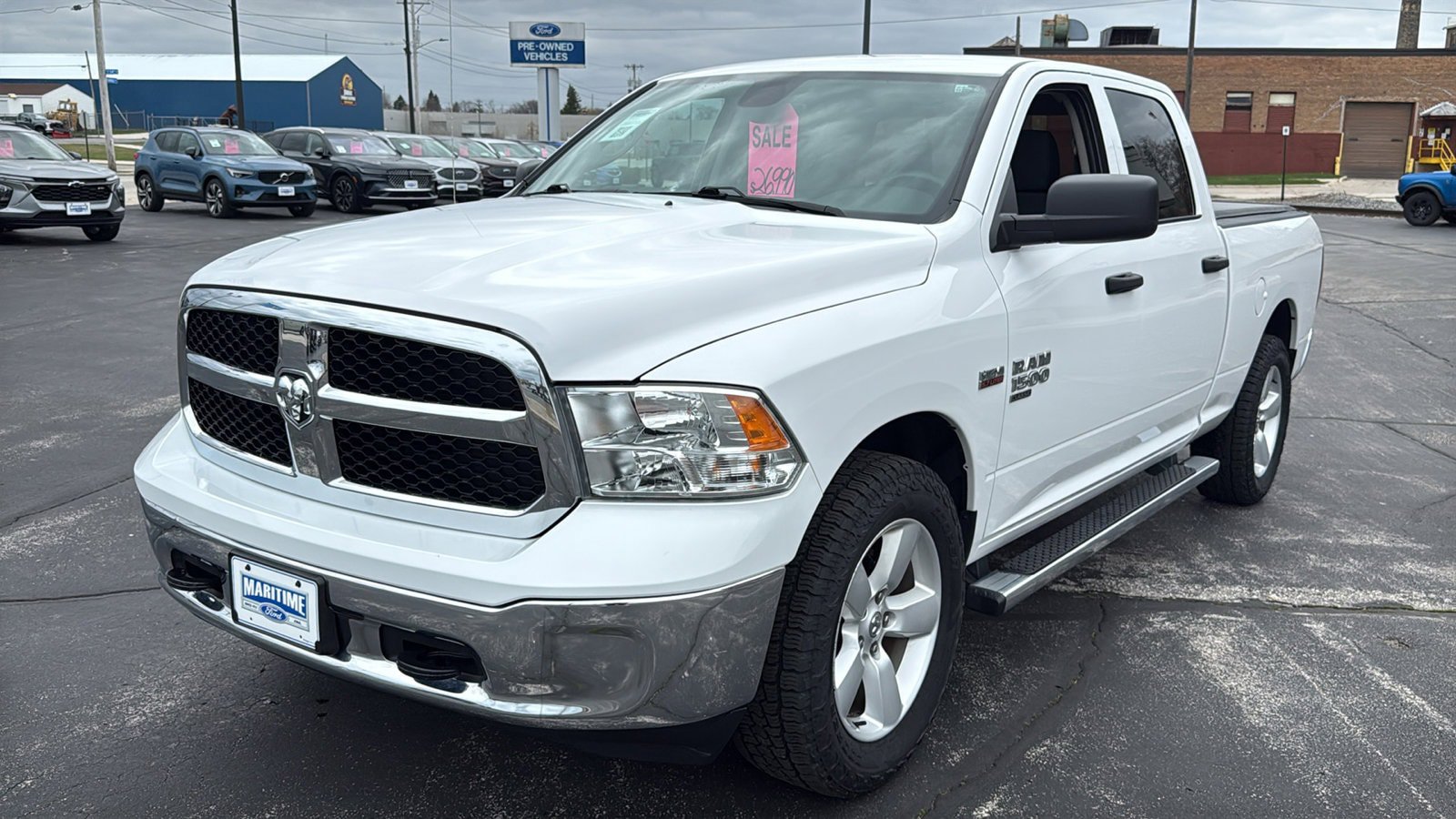 Used 2022 RAM 1500 Tradesman w/ Chrome Appearance Package AWD/4WD image 3