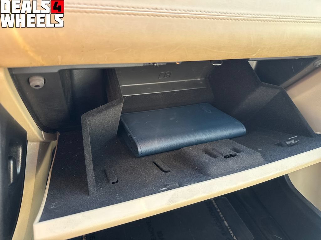 Used 2019 Land Rover Discovery Sport AWD/4WD image 39