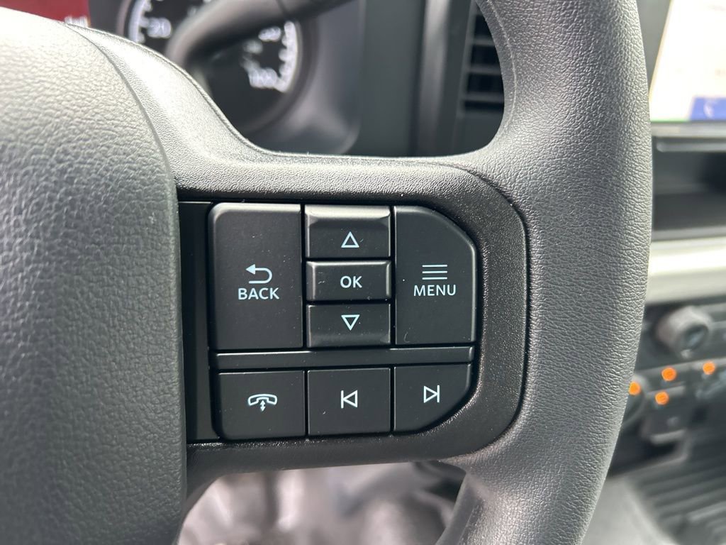 New 2026 Ford F550 4x4 Crew Cab image 23