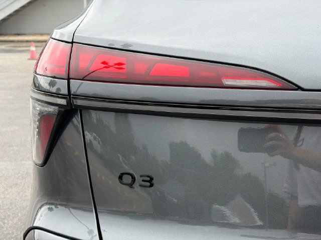 New 2026 Audi Q3 quattro 2.0T AWD/4WD image 10