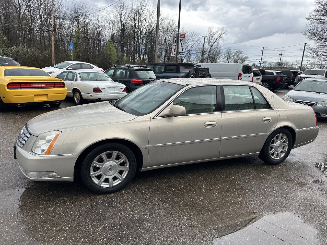 Used 2008 Cadillac DTS FWD image 3