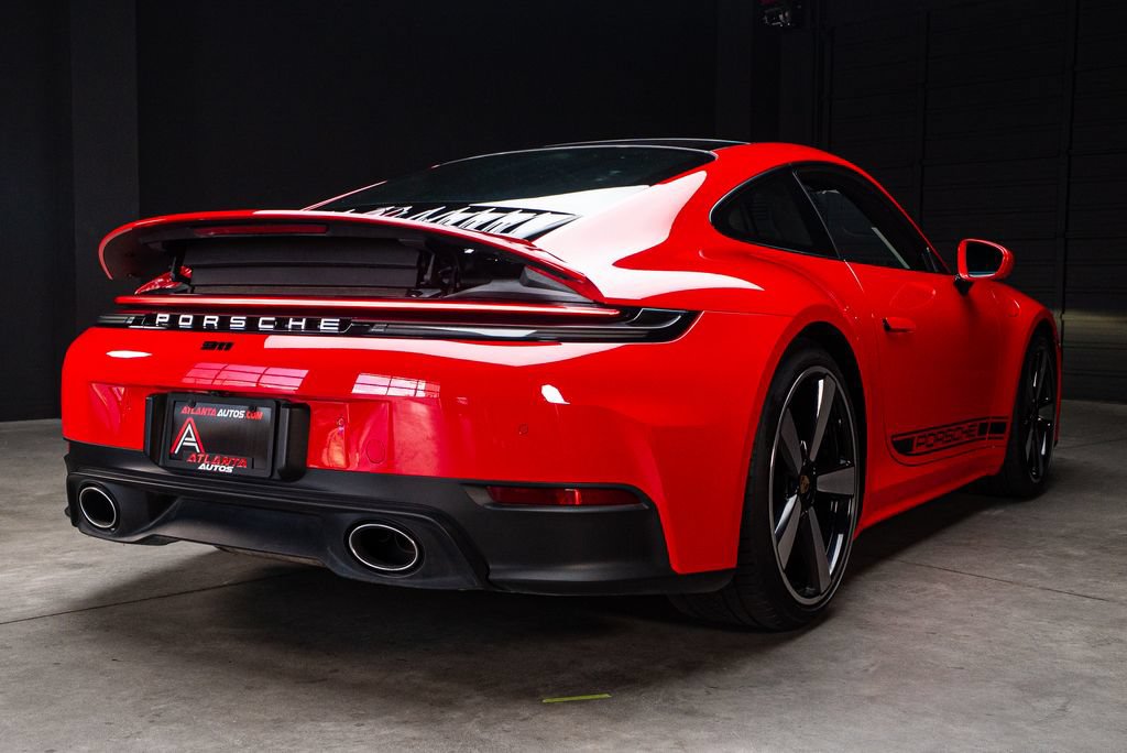 Used 2025 Porsche 911 Carrera RWD image 25