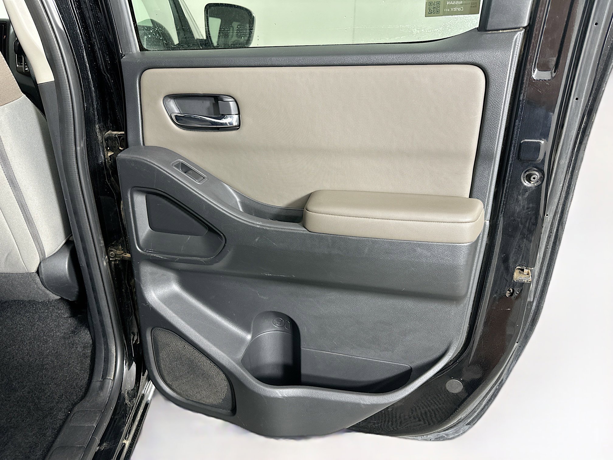 Used 2022 Nissan Frontier SV image 28