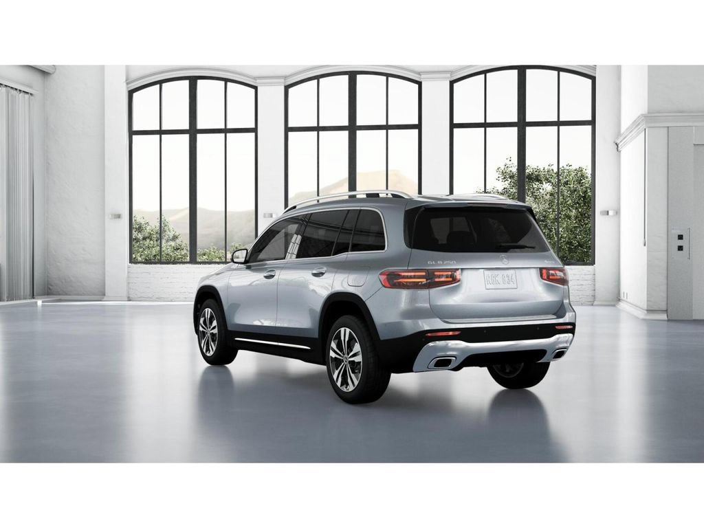 Used 2026 Mercedes-Benz GLB 250 4MATIC image 28