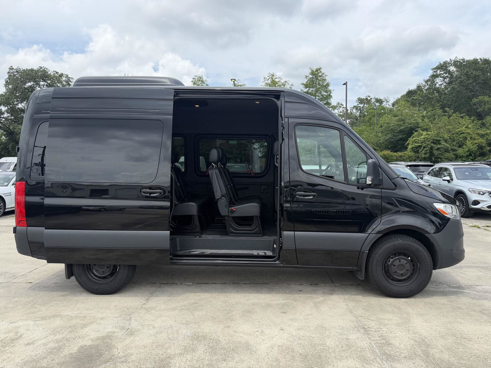 Certified 2025 Mercedes-Benz Sprinter 2500 image 25