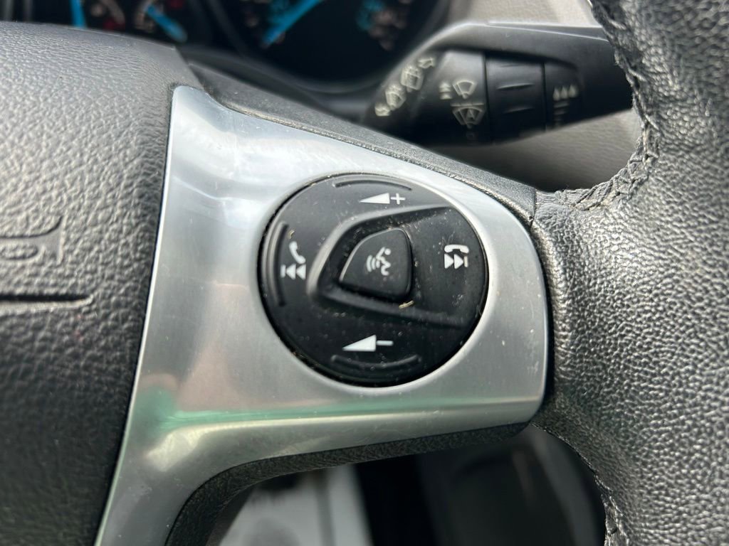 Used 2016 Ford Escape Titanium w/ Equipment Group 301A AWD/4WD image 23
