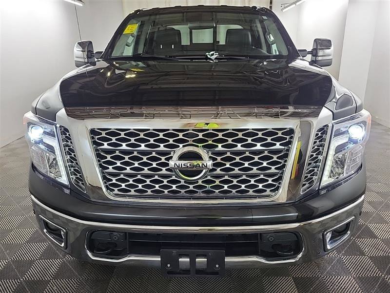 Used 2019 Nissan Titan SL w/ Chrome Package image 2