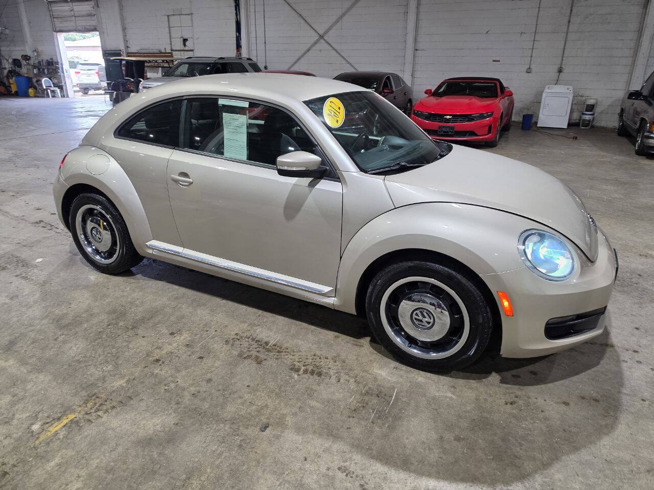 Used 2012 Volkswagen Beetle 2.5 FWD image 15