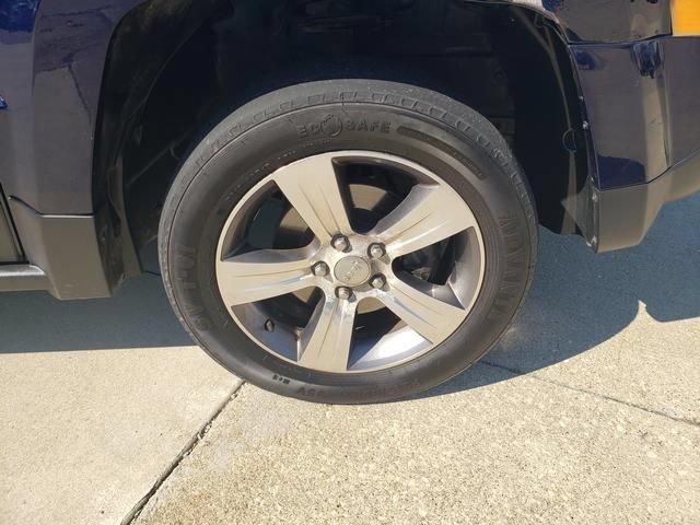 Used 2016 Jeep Patriot High Altitude AWD/4WD image 28