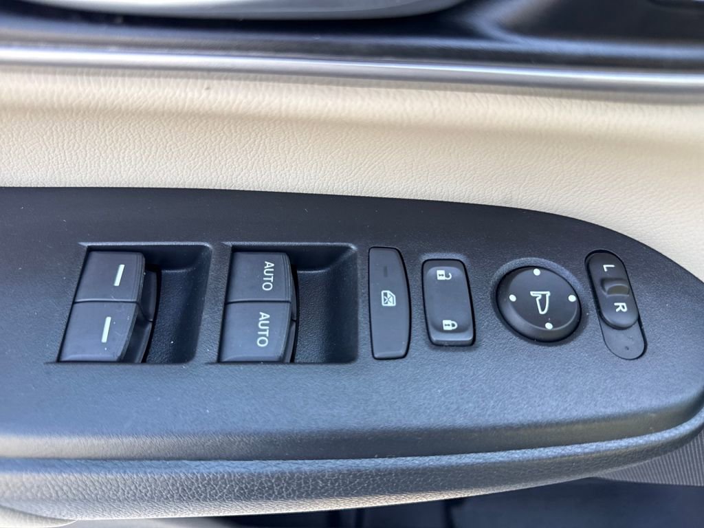 Used 2018 Honda CR-V EX-L image 15