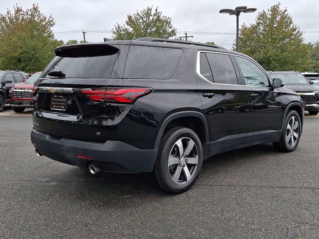 Used 2023 Chevrolet Traverse LT w/ LT Premium Package image 7